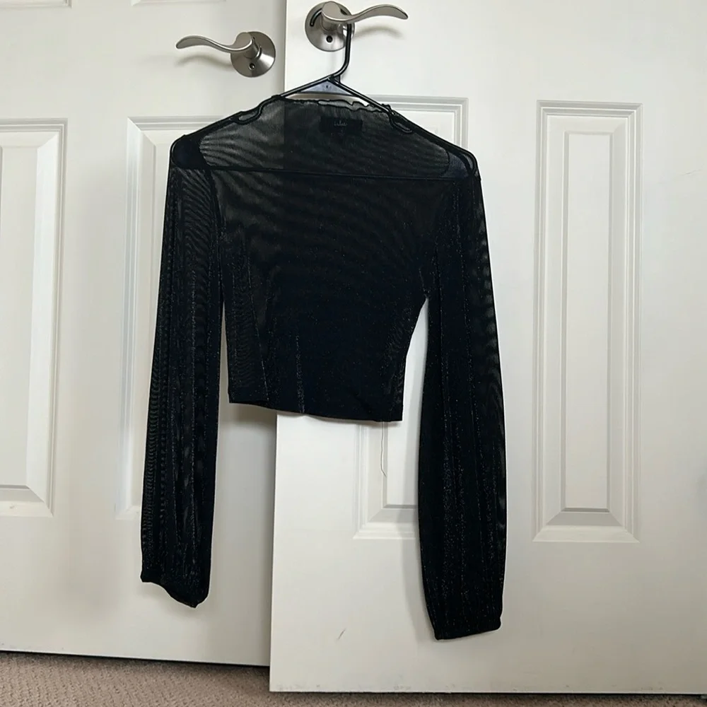 Lulu’s Mesh Top - Picture 2 of 3